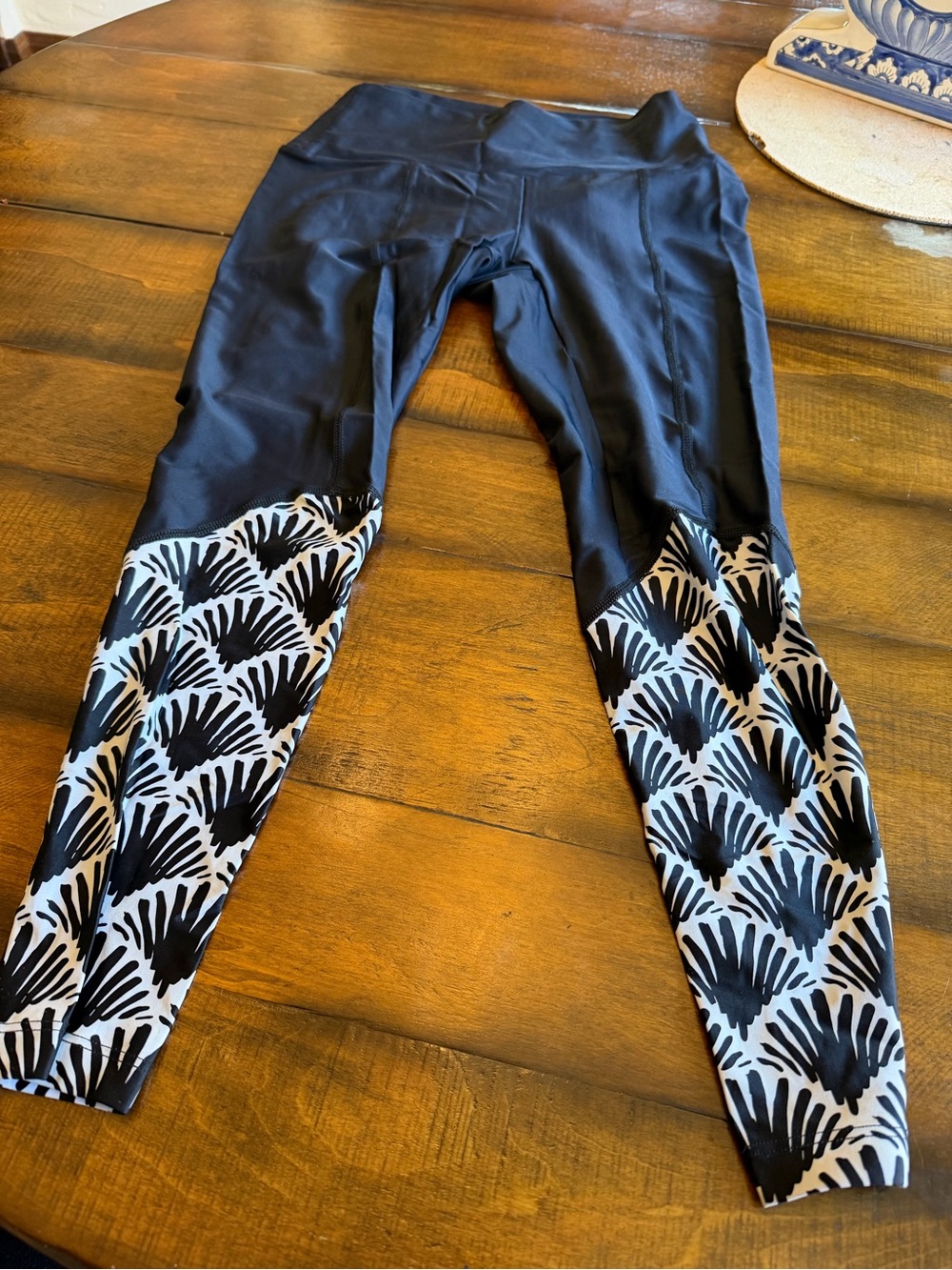 Seea Calafia Black and White Swim Leggings - Small